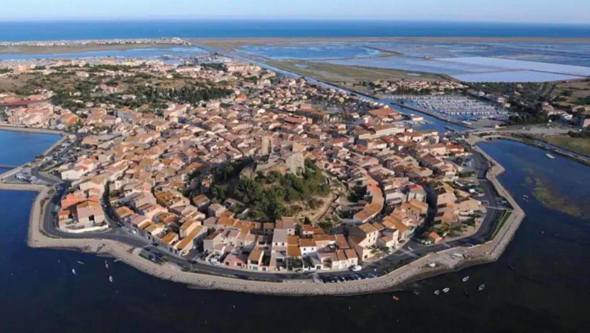 Petit Nid Douillet De A 200m De La Gruissan